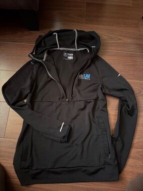 Mizuno Black Hooded Pullover Jacket